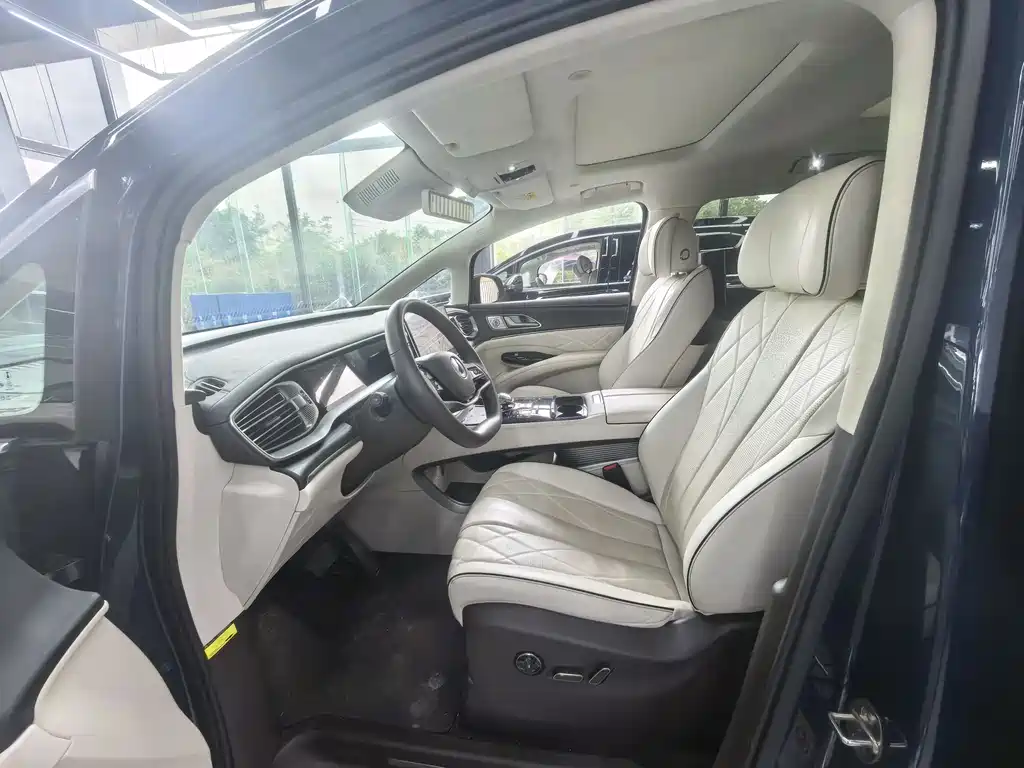 DENZA D9 2024 DM-i 980 AWD Flagship