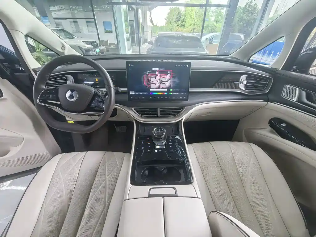 DENZA D9 2024 DM-i 980 AWD Flagship