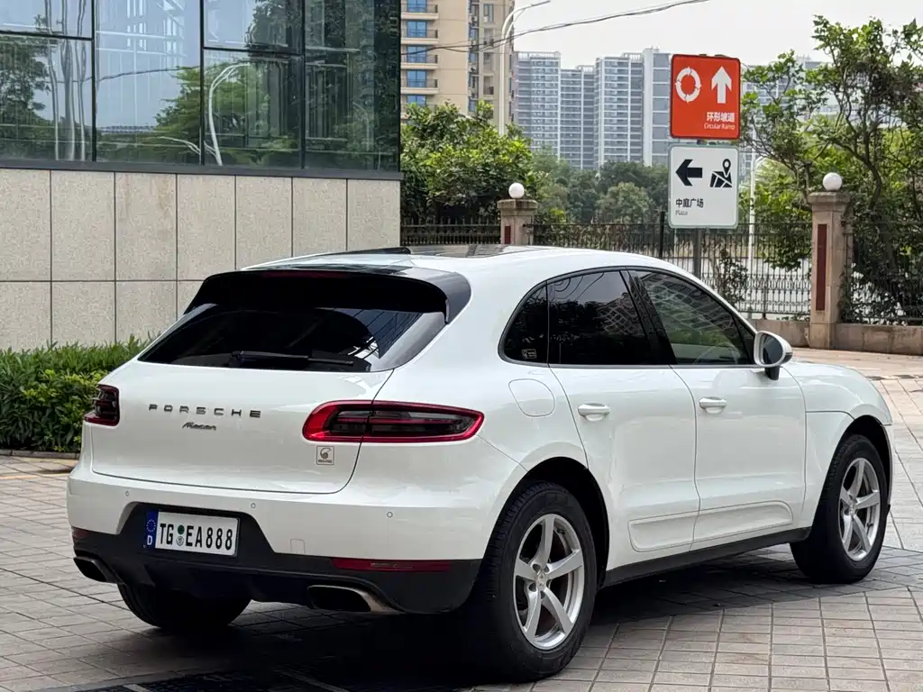 Porsche Macan 2017 2.0T