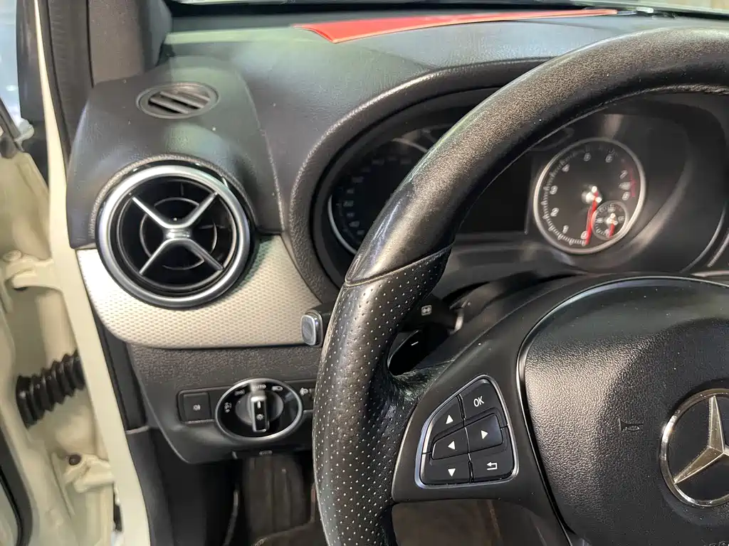 Mercedes-Benz B-Class 2017 B 200 Dynamic