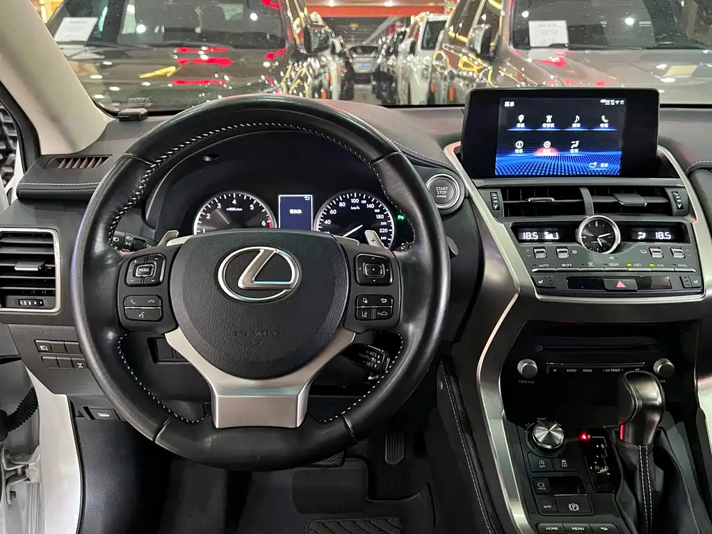 Lexus NX 300 AWD F Sport 2017