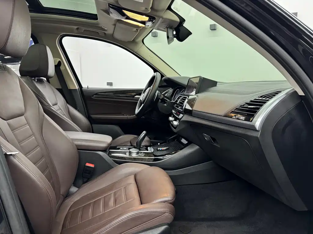 BMW X3 2019 xDrive30i Leading Edition M Sport Package