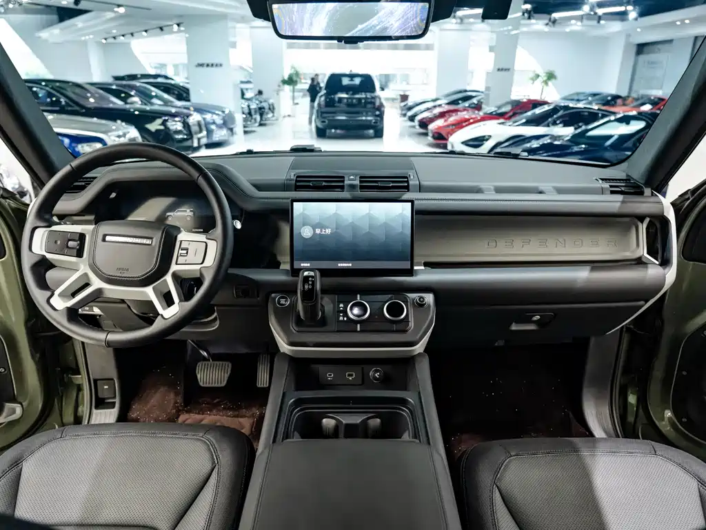Land Rover Defender 2023 110 3.0T P400 X-DYNAMIC HSE