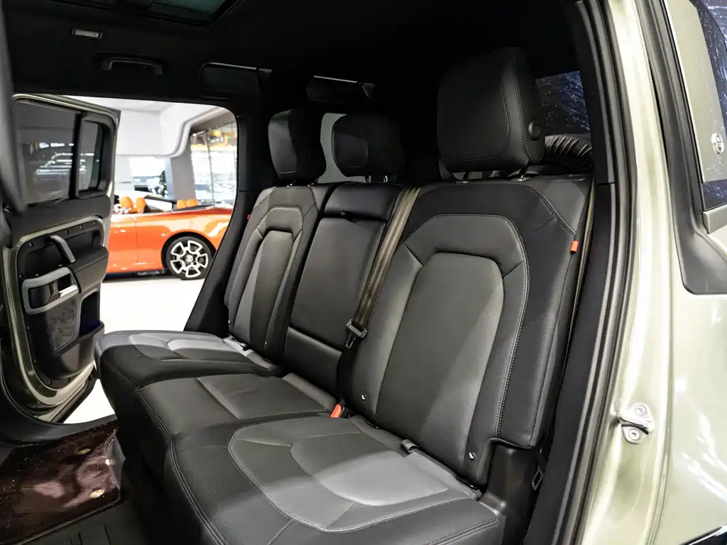 Land Rover Defender 2023 110 3.0T P400 X-DYNAMIC HSE