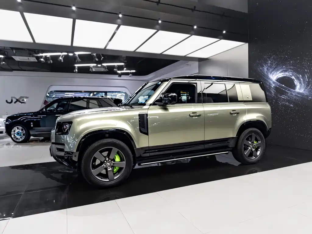 Land Rover Defender 2023 110 3.0T P400 X-DYNAMIC HSE