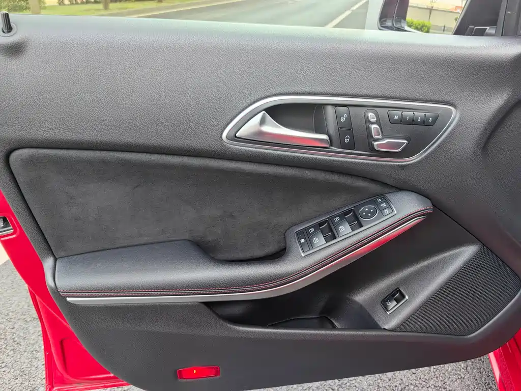 Mercedes-Benz CLA 2017 CLA 220 4MATIC
