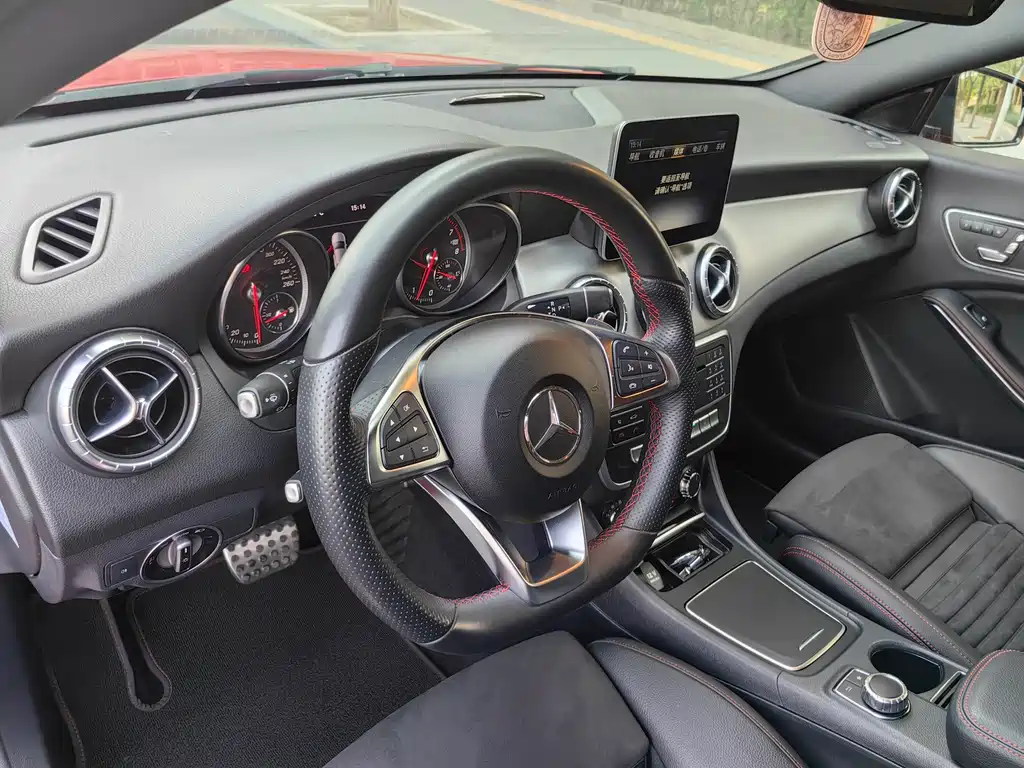 Mercedes-Benz CLA 2017 CLA 220 4MATIC