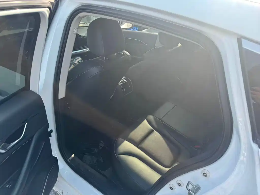 Bestune B70 2022 Third Generation 1.5T Automatic Exclusive Edition