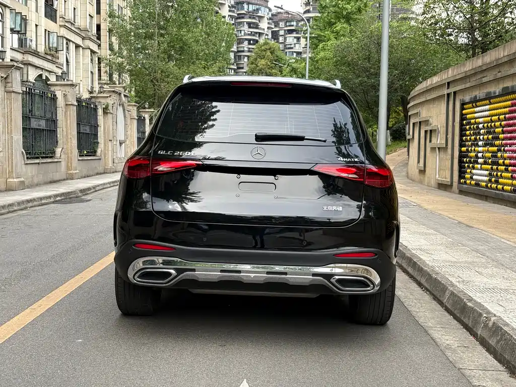 Mercedes-Benz GLC 260 L 4MATIC Luxury 7-Seater (2023 Facelift)