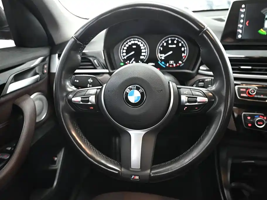 BMW X1 2022 sDrive25Li Leading Edition