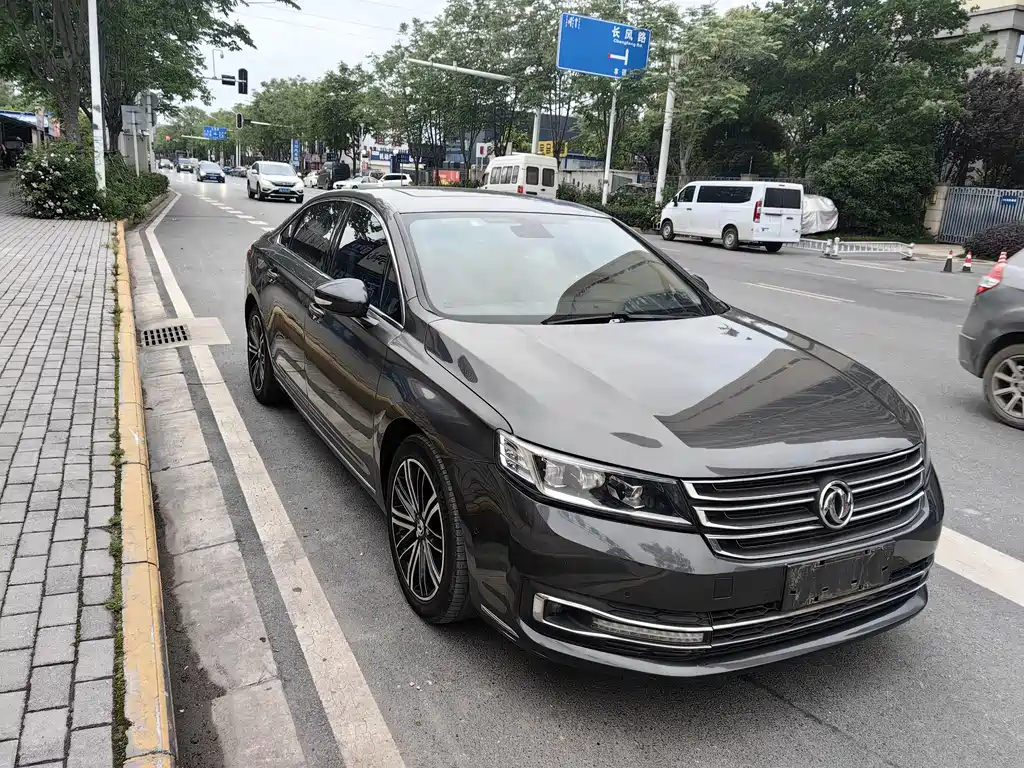 Dongfeng A9 2016 1.8T Prestige Edition
