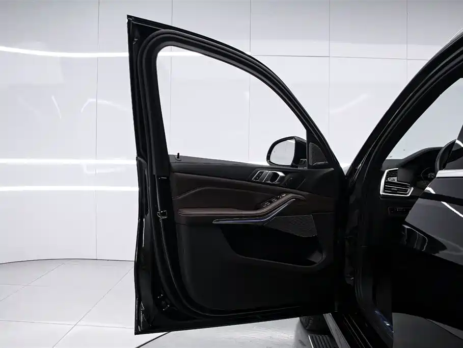 BMW X5 xDrive 40Li M Sport 2022 Facelift