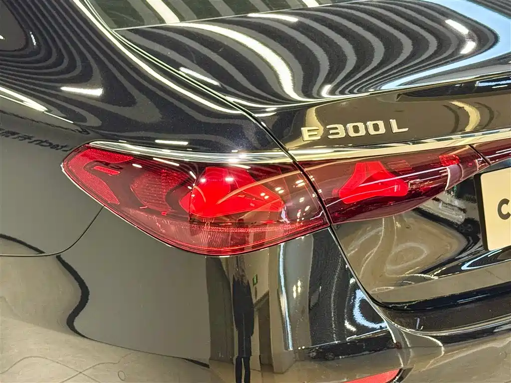 Mercedes-Benz E-Class 2025 Facelift E 300 L Fashion Edition