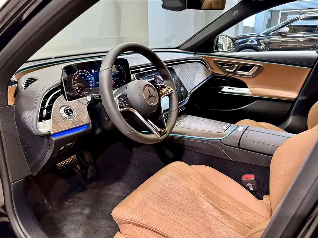 Mercedes-Benz E-Class 2025 Facelift E 300 L Fashion Edition