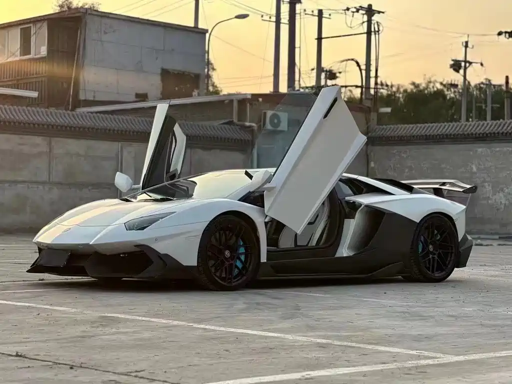 Aventador 2011 LP 700-4