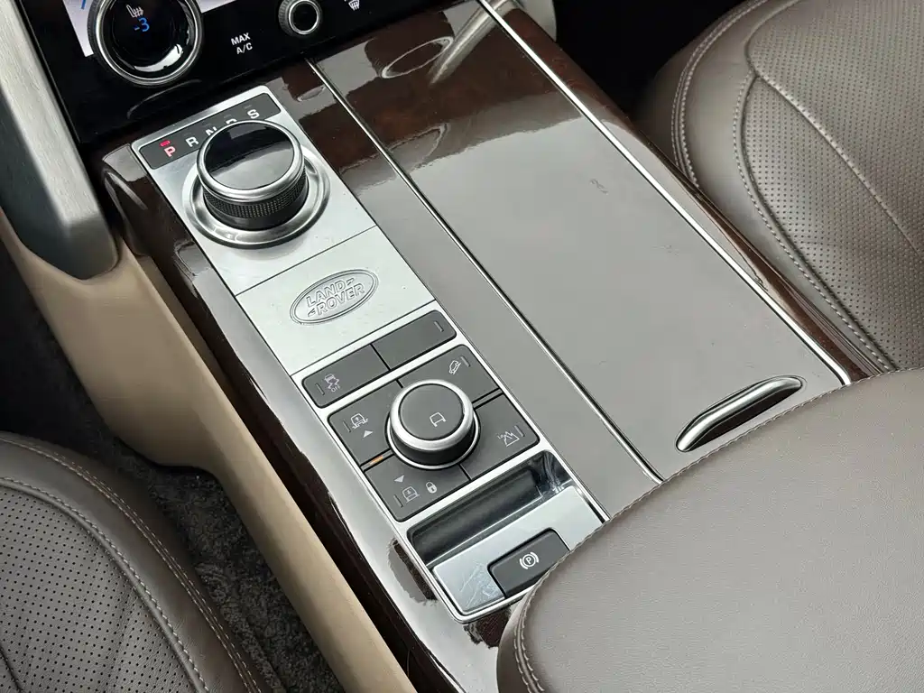 Range Rover 2022 3.0 L6 400PS Autobiography LWB Classic Edition