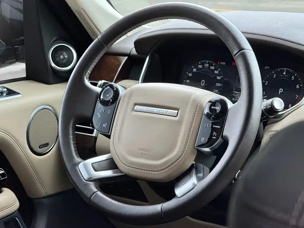 Range Rover 2022 3.0 L6 400PS Autobiography LWB Classic Edition