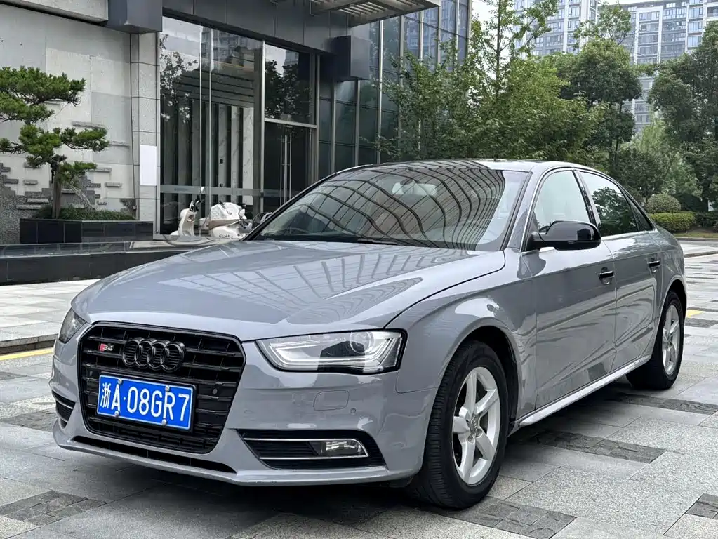 Audi A4L 2013 35 TFSI Automatic Standard