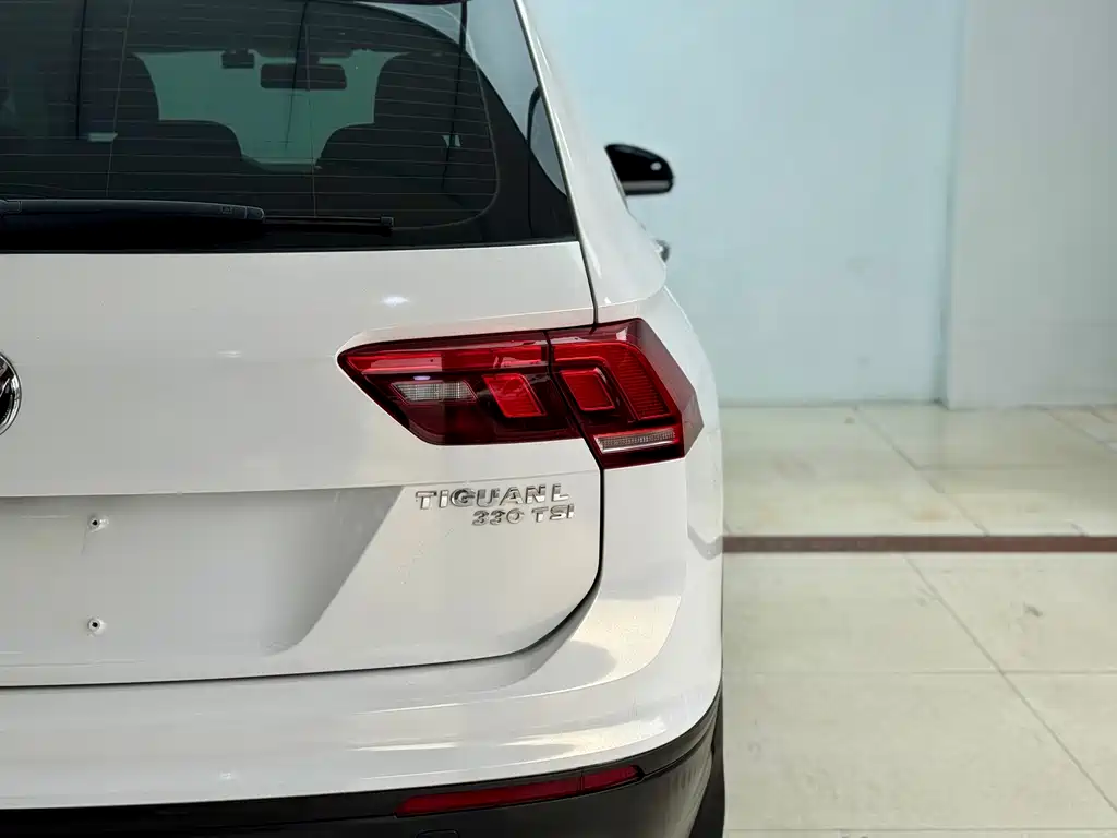 Volkswagen Tiguan L 2019 330TSI Automatic FWD Fashion Edition China VI