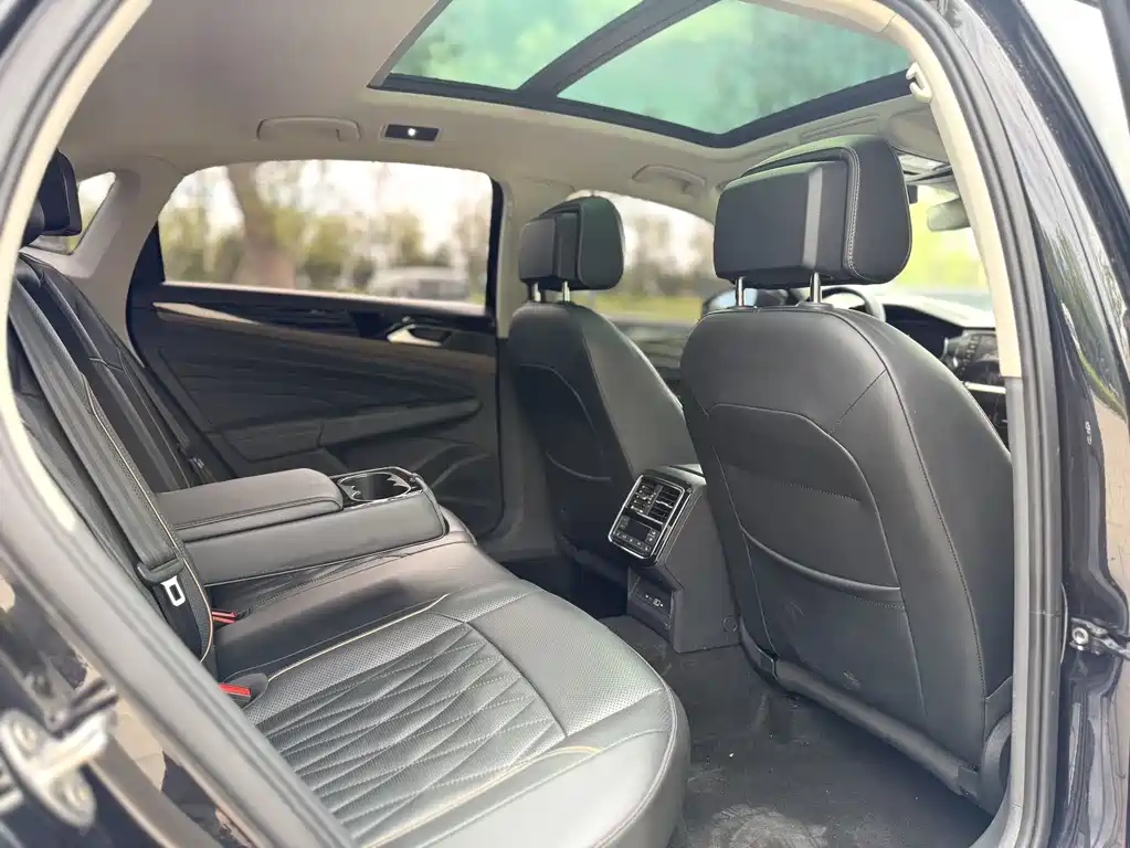 Passat 2021 380TSI Prestige Edition