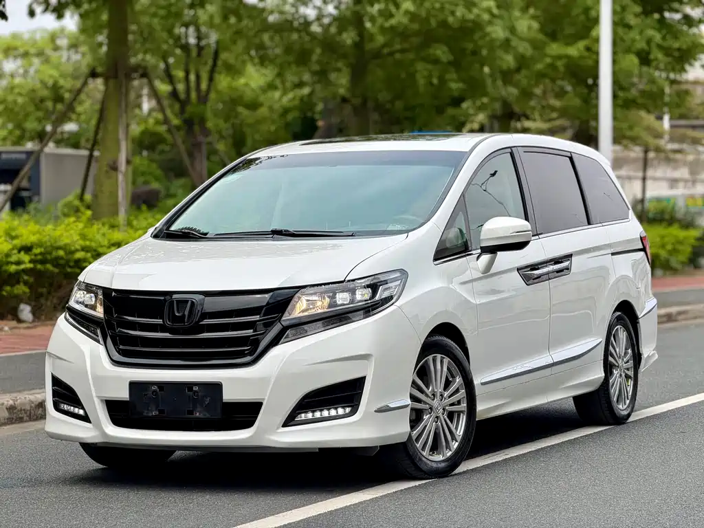 Honda Elysion 2016 2.4L Classic Edition