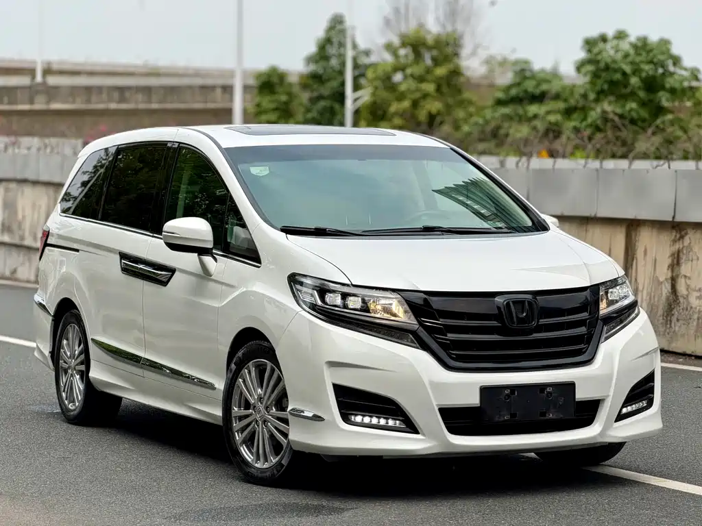 Honda Elysion 2016 2.4L Classic Edition