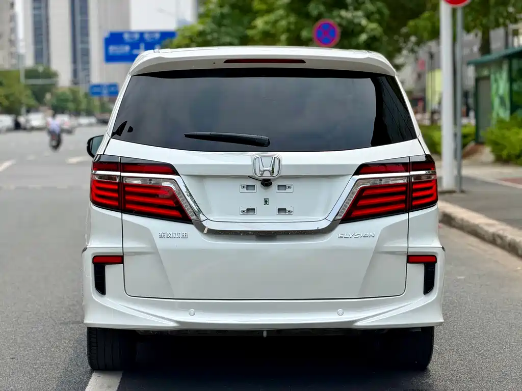 Honda Elysion 2016 2.4L Classic Edition