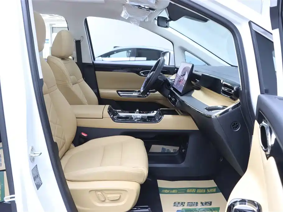 GAC Trumpchi E8 PHEV 2025 150km PRO+
