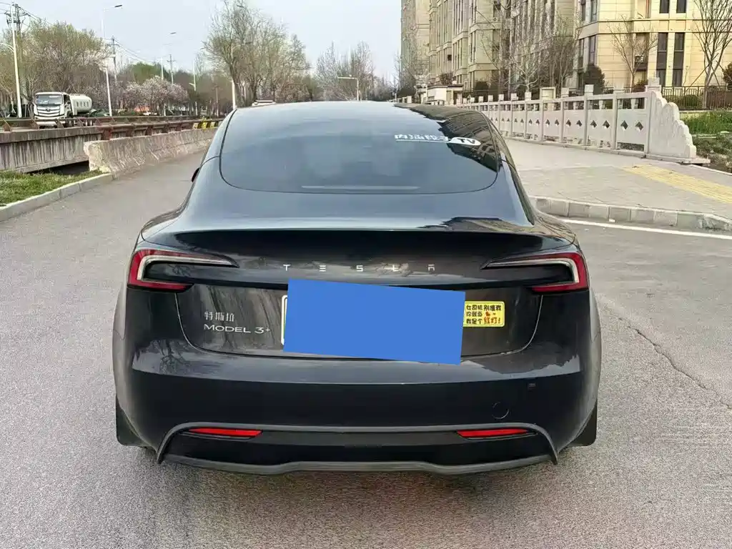 Tesla Model 3 Long Range AWD 2023