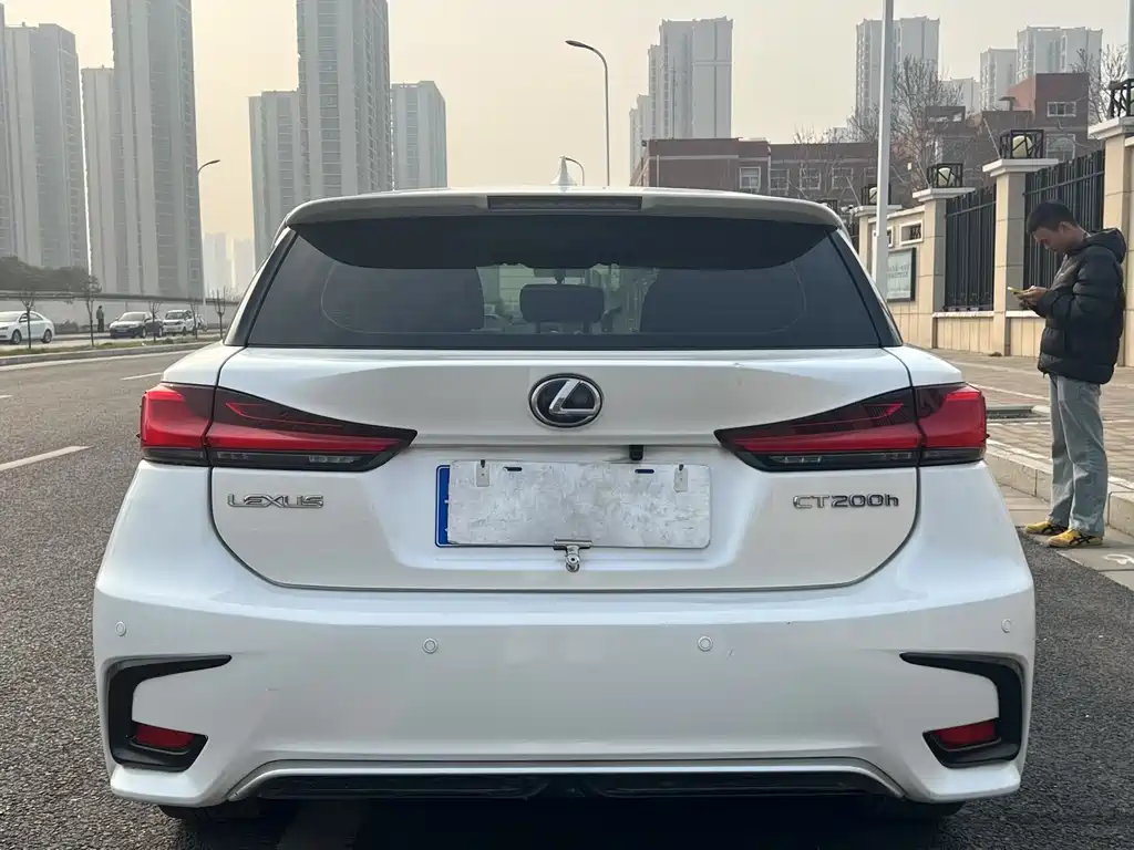 Lexus CT 200h Elite Monotone