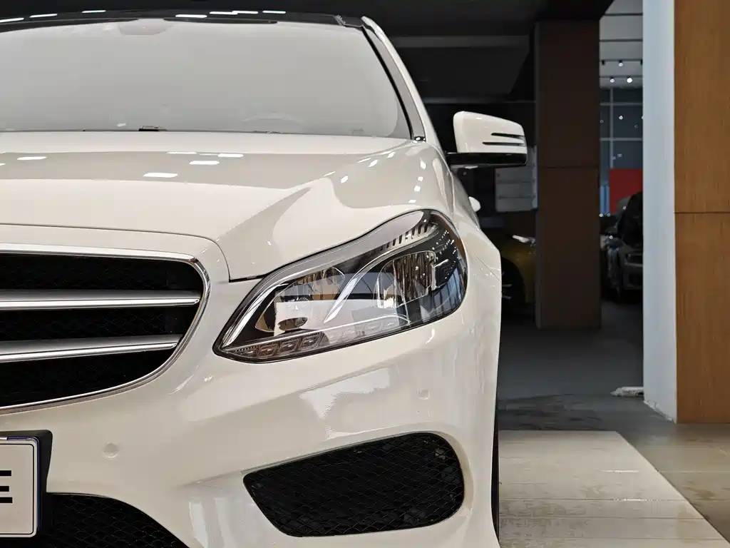 Mercedes-Benz E-Class 2015 Facelift E 200 L Sport