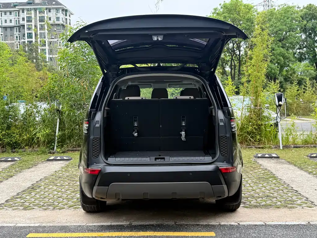 Discovery 2017 3.0 SC V6 SE