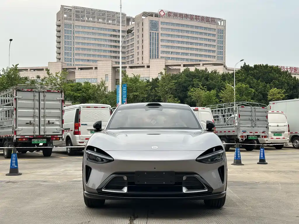 Xiaomi YU7 2025 Long-Range AWD Pro