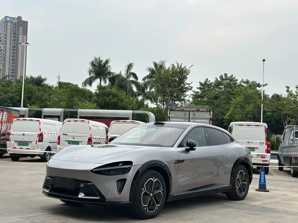 Xiaomi YU7 2025 Long-Range AWD Pro