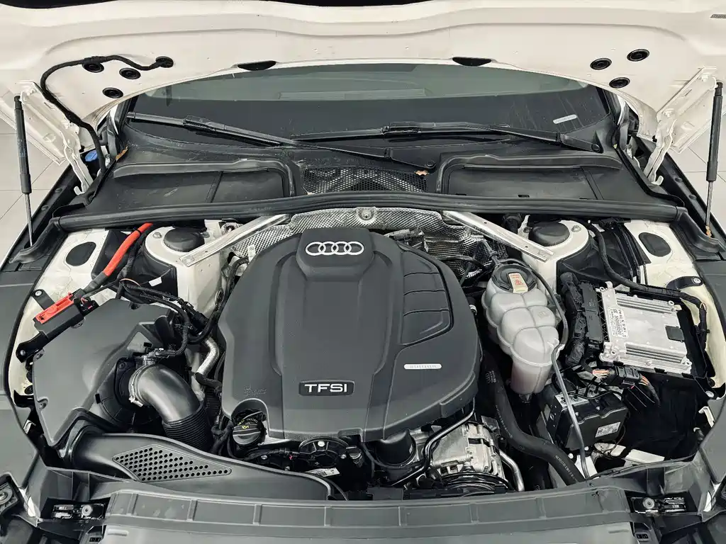 Audi A4L 2020 40 TFSI Fashion Dynamic Edition