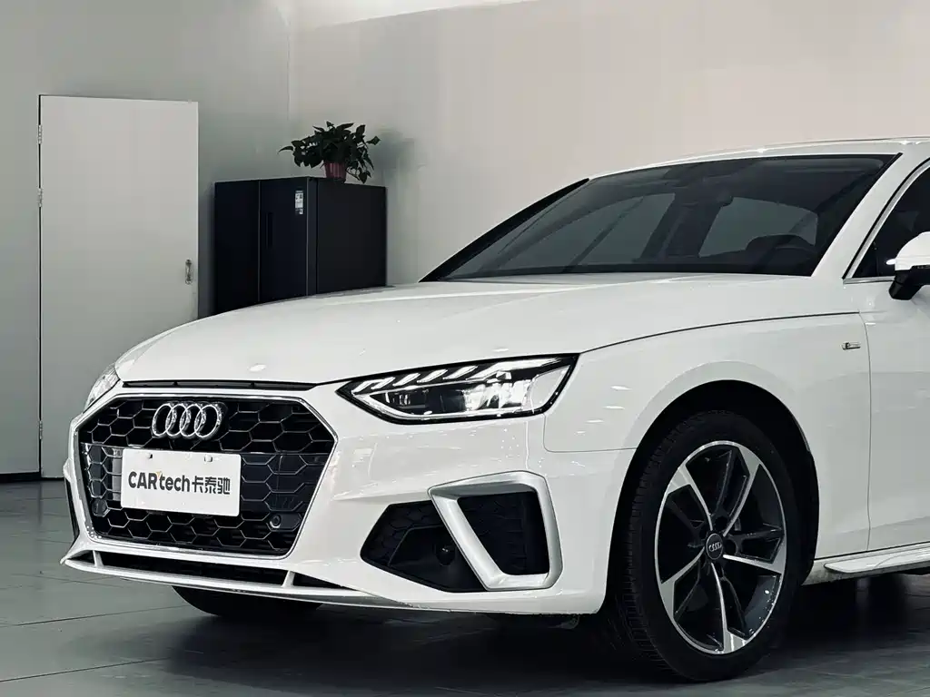 Audi A4L 2020 40 TFSI Fashion Dynamic Edition