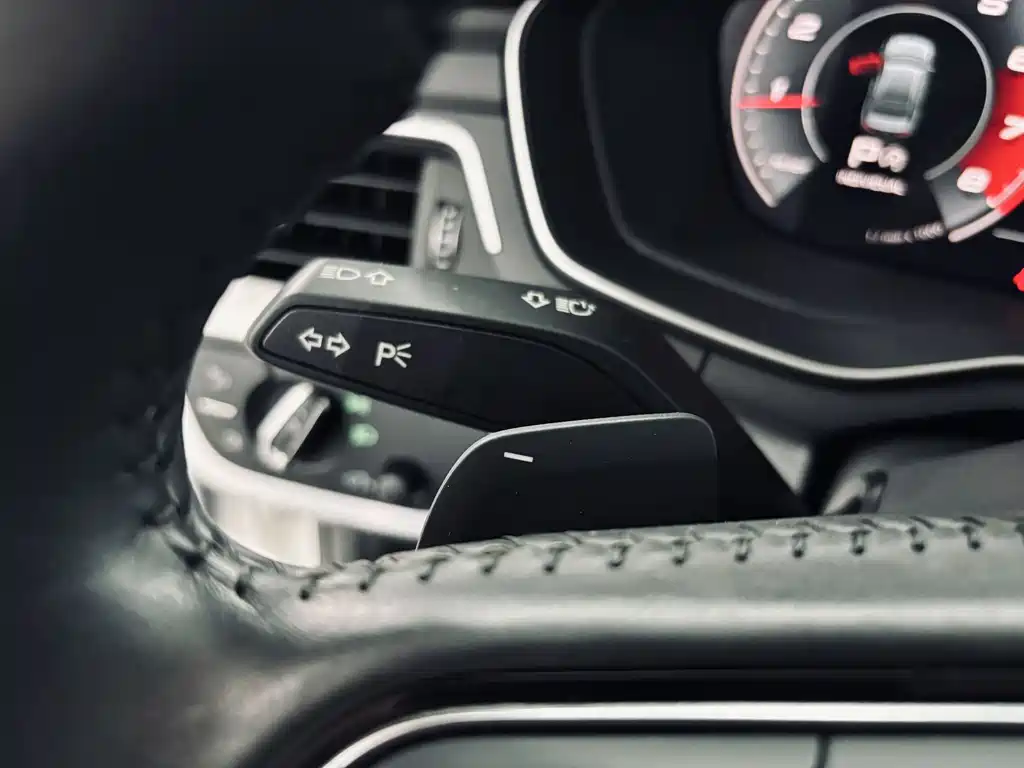 Audi A4L 2020 40 TFSI Fashion Dynamic Edition