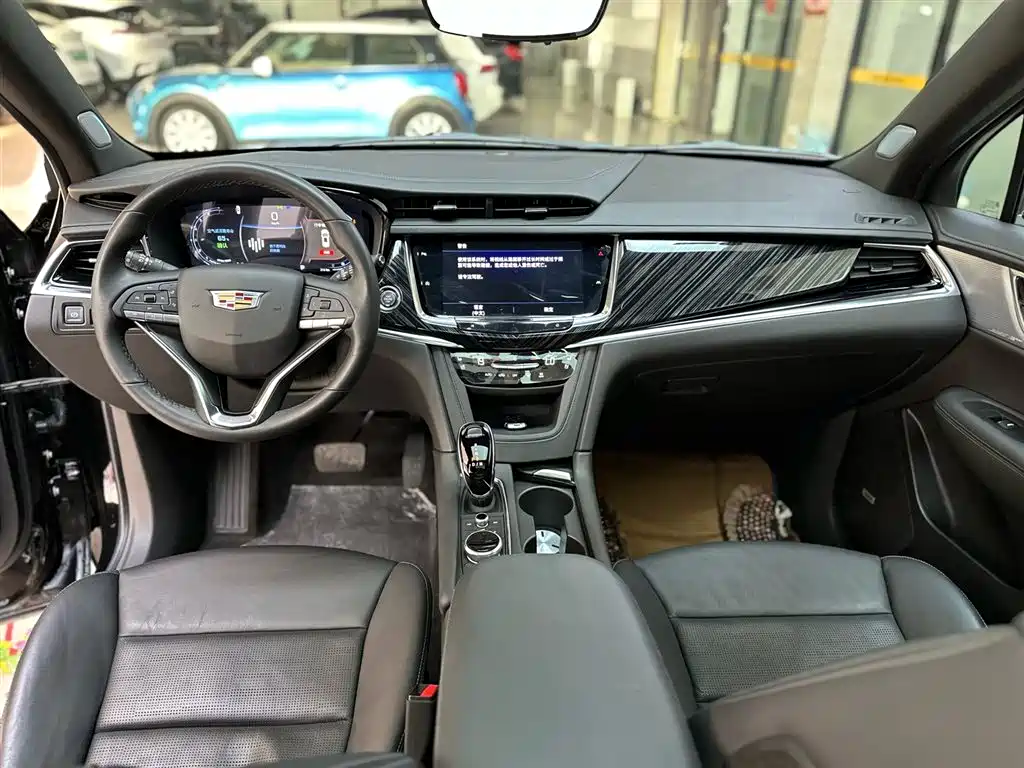 Cadillac XT6 2025 2.0T AWD 6-Seater Luxury Executive Classic Edition