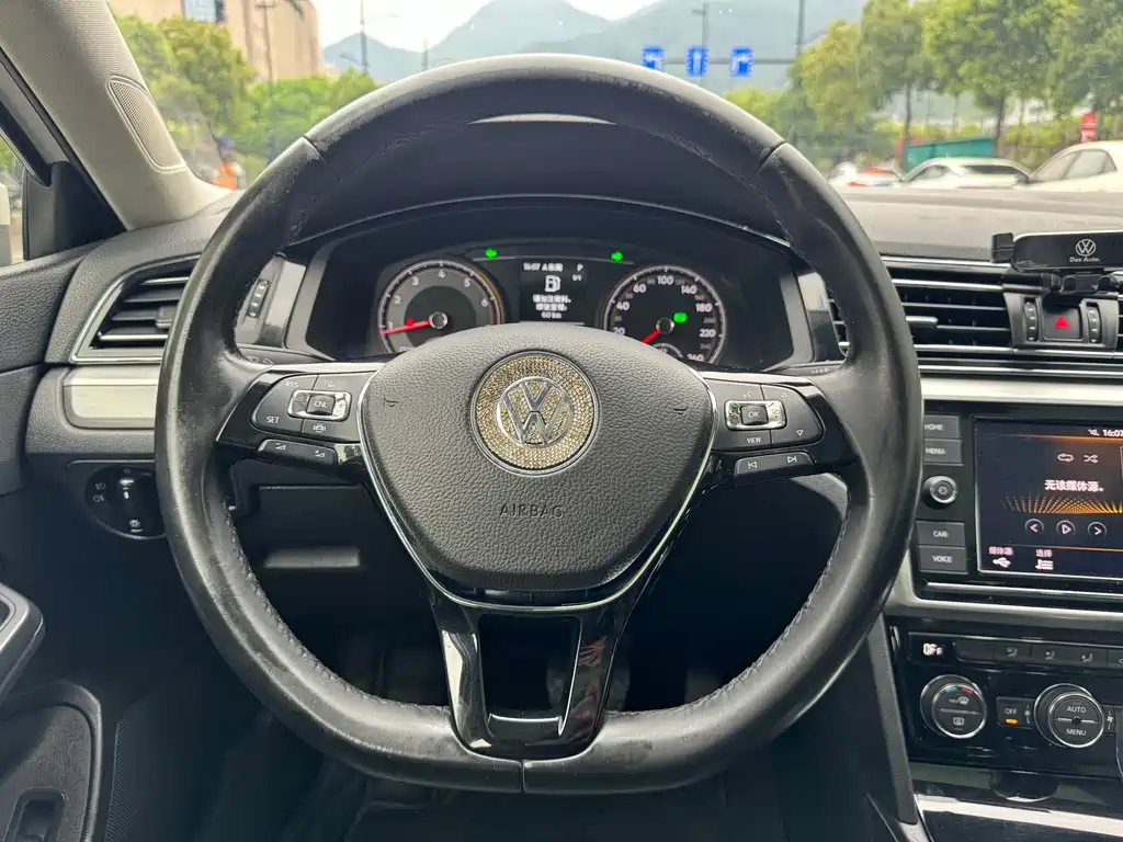 Volkswagen Lamando 2019 280TSI DSG Comfort Edition China VI
