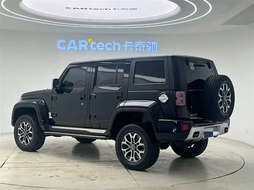 Beijing Off-Road BJ40 2024 2.0T Urban Hunter Glory Edition