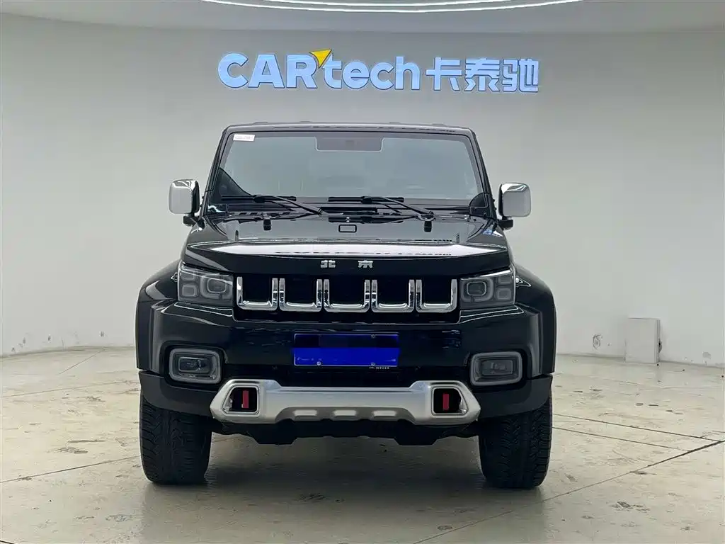 Beijing Off-Road BJ40 2024 2.0T Urban Hunter Glory Edition