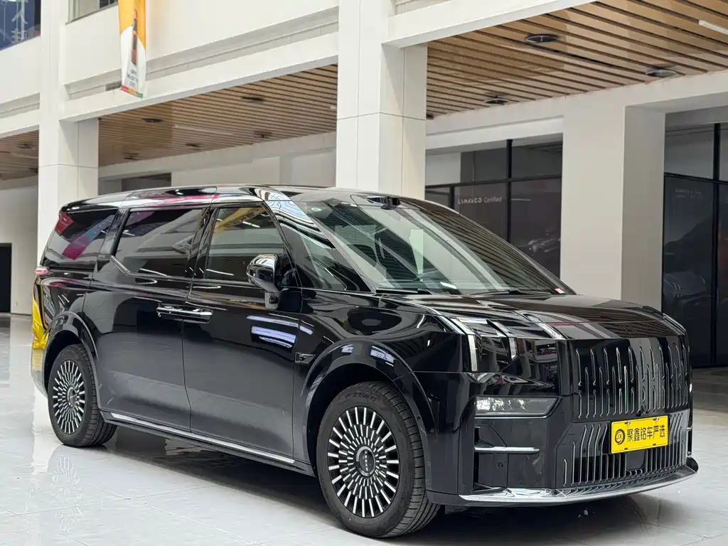 Zeekr 009 2024 7-Seater Aisle Edition AWD 108kWh