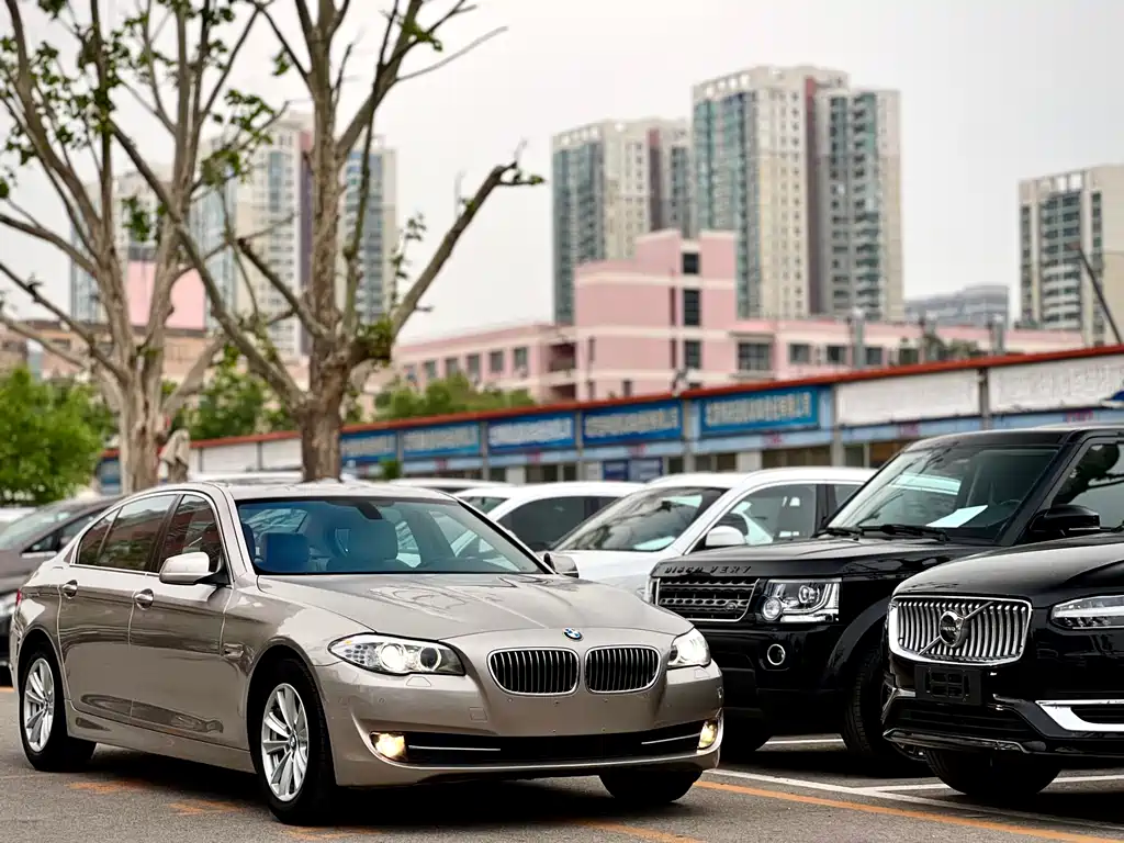 BMW 5 Series 2012 523Li Luxury