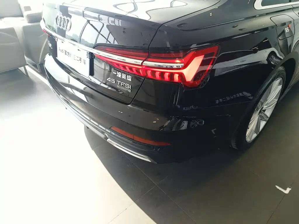Audi A6L 2022 45 TFSI Premium Dynamic Edition