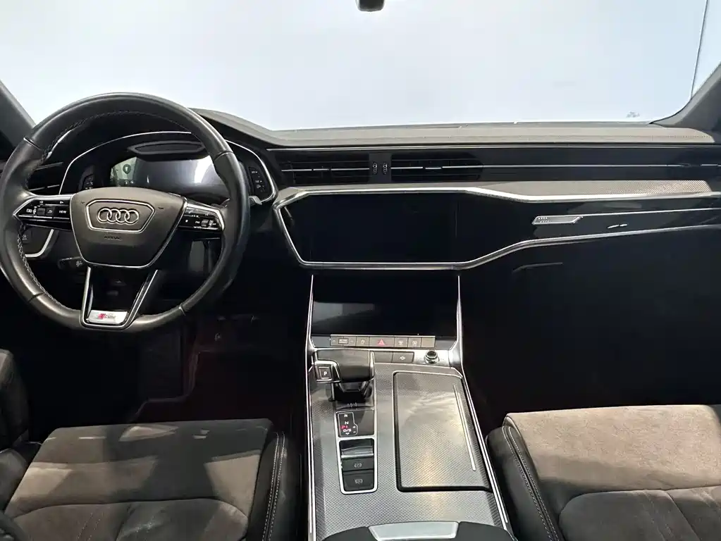 Audi A6L 2022 45 TFSI Premium Dynamic Edition