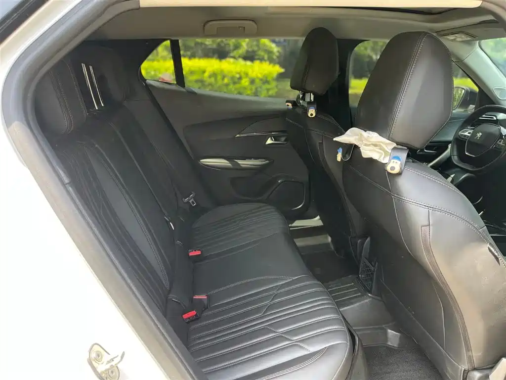 Peugeot 2008 2022 230THP THE ONE