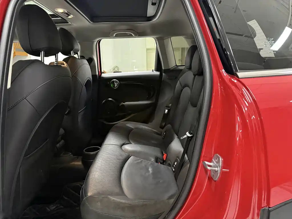 MINI Cooper 2019 1.5T Artist 5-Door