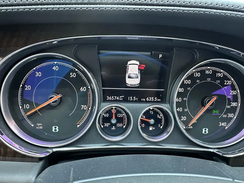Flying Spur 2017 4.0T V8 Standard Edition