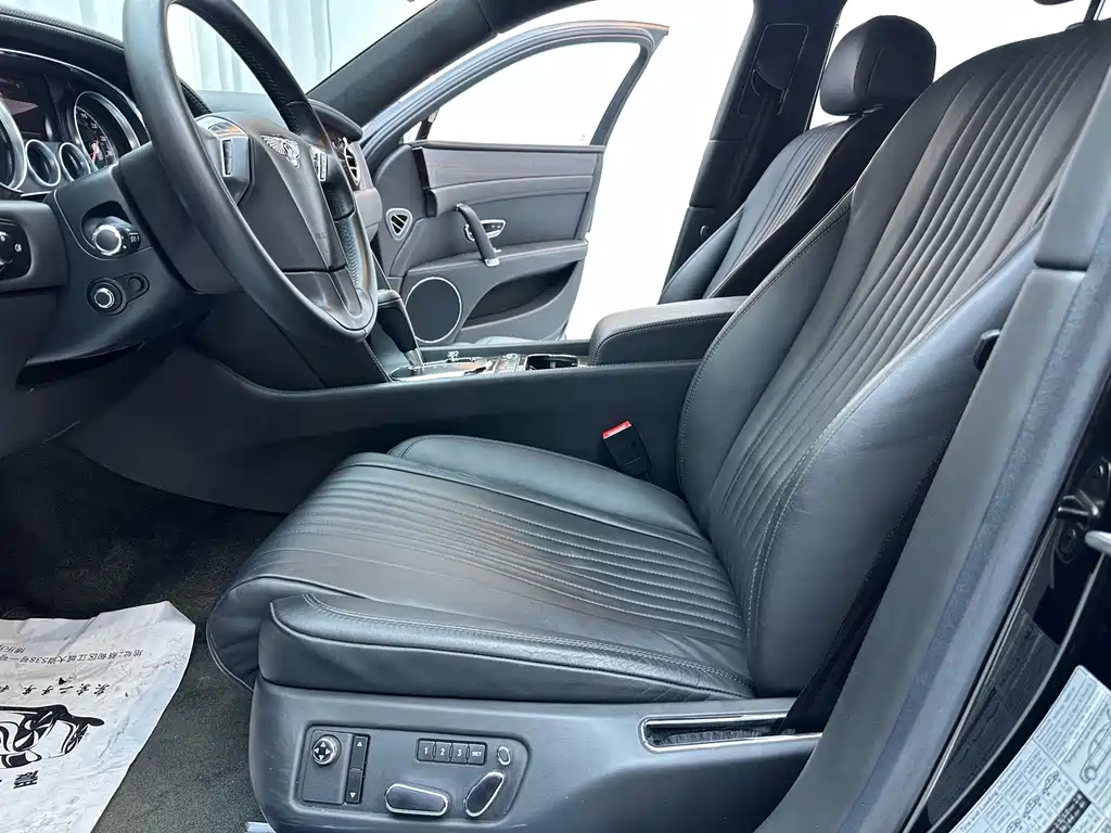 Flying Spur 2017 4.0T V8 Standard Edition