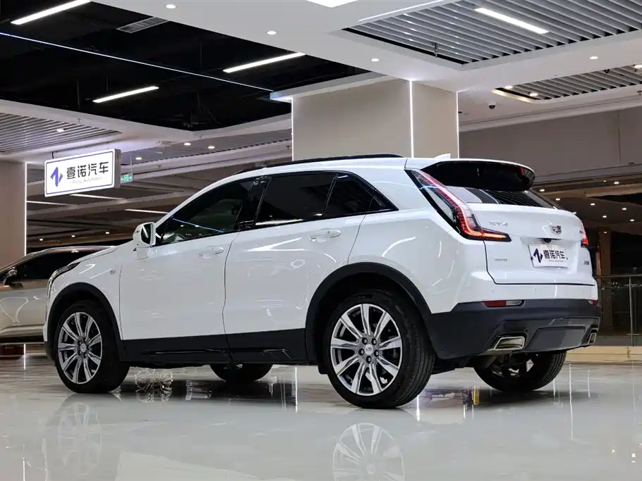 Cadillac XT4 2020 28T AWD Platinum Sport